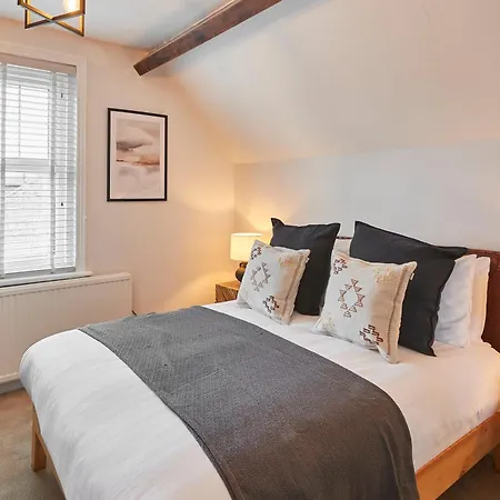 Vakantiehuis Roslyn House *