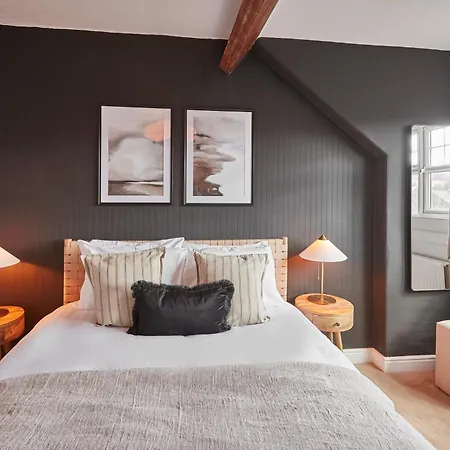 Roslyn House Pateley Bridge