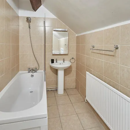 Roslyn House 페이틀리브리지