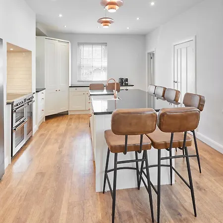 Roslyn House 페이틀리브리지