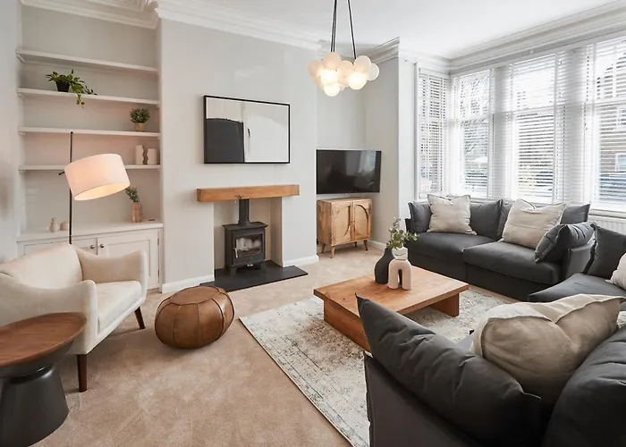 Roslyn House * Pateley Bridge