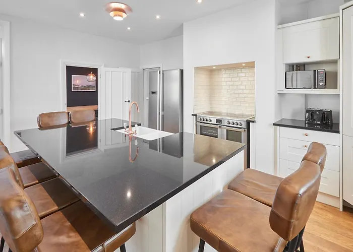 Holiday home Roslyn House *